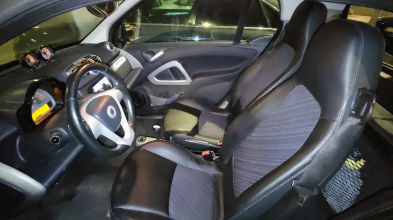 Smart Fortwo ТОП, УНИКАЛЕН, снимка 7 - Автомобили и джипове - 52831224