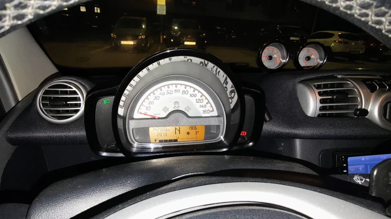 Smart Fortwo ТОП, УНИКАЛЕН, снимка 6 - Автомобили и джипове - 52831224