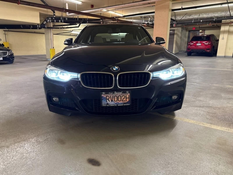 BMW 330 * 330i xDrive * CARFAX * БЕЗ ПЪРВОНАЧАЛНА ВНОСКА, снимка 6 - Автомобили и джипове - 52940375