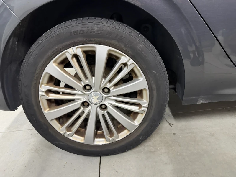 Peugeot 208 1.6d/100hp/NAVI/CAMERA/EVRO6/, снимка 13 - Автомобили и джипове - 53197766