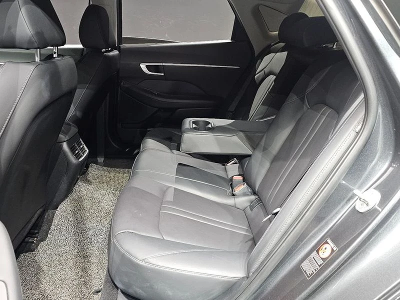 Hyundai Sonata 1.6 Turbo| 180к.с., снимка 12 - Автомобили и джипове - 56257338