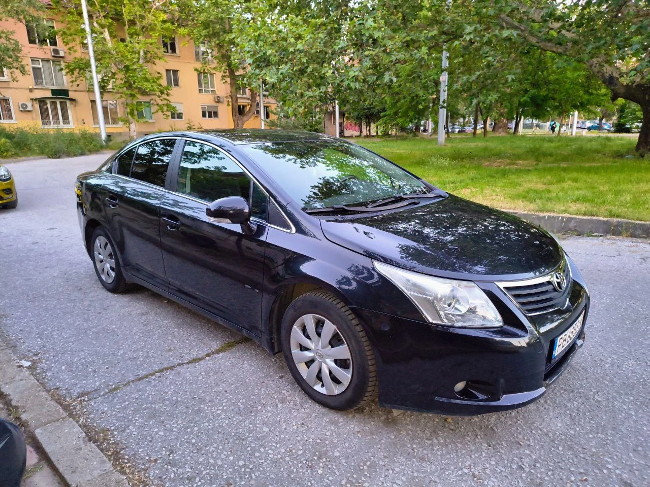 Toyota Avensis  - изображение 2