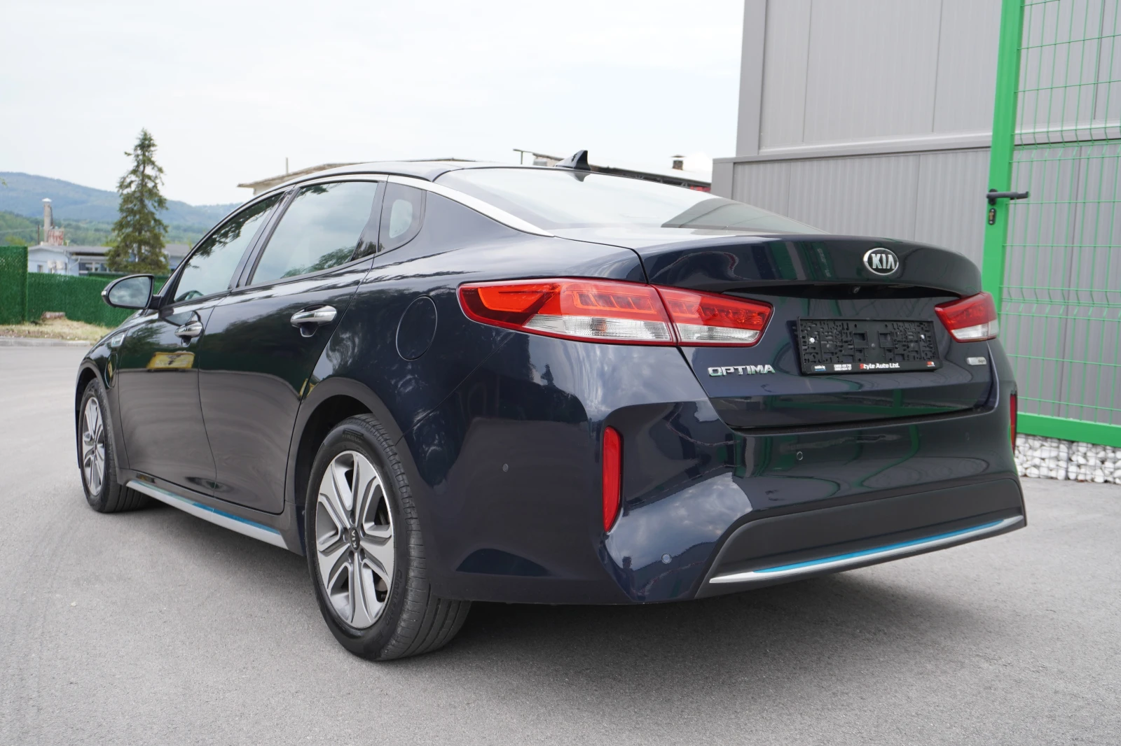 Kia Optima 2.0 Plug-in Hybrid EXECUTIVE, 360 CAMERA, CARPLAY - изображение 3