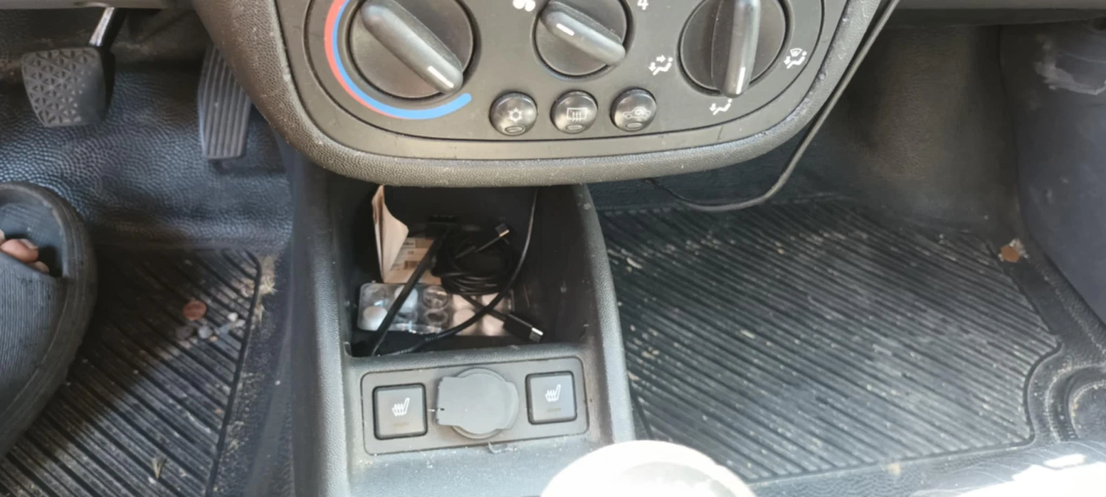 Opel Combo 1.7 DTI | Mobile.bg — изображение 13