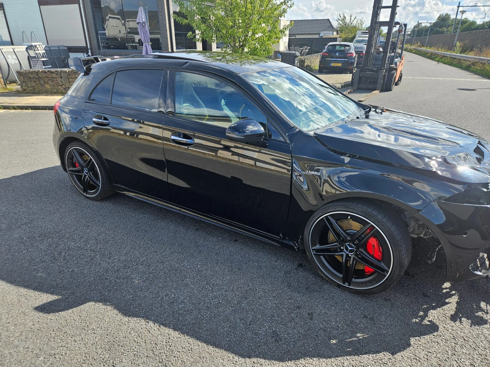 Mercedes-Benz A45 AMG AMG Aero pack  - изображение 3