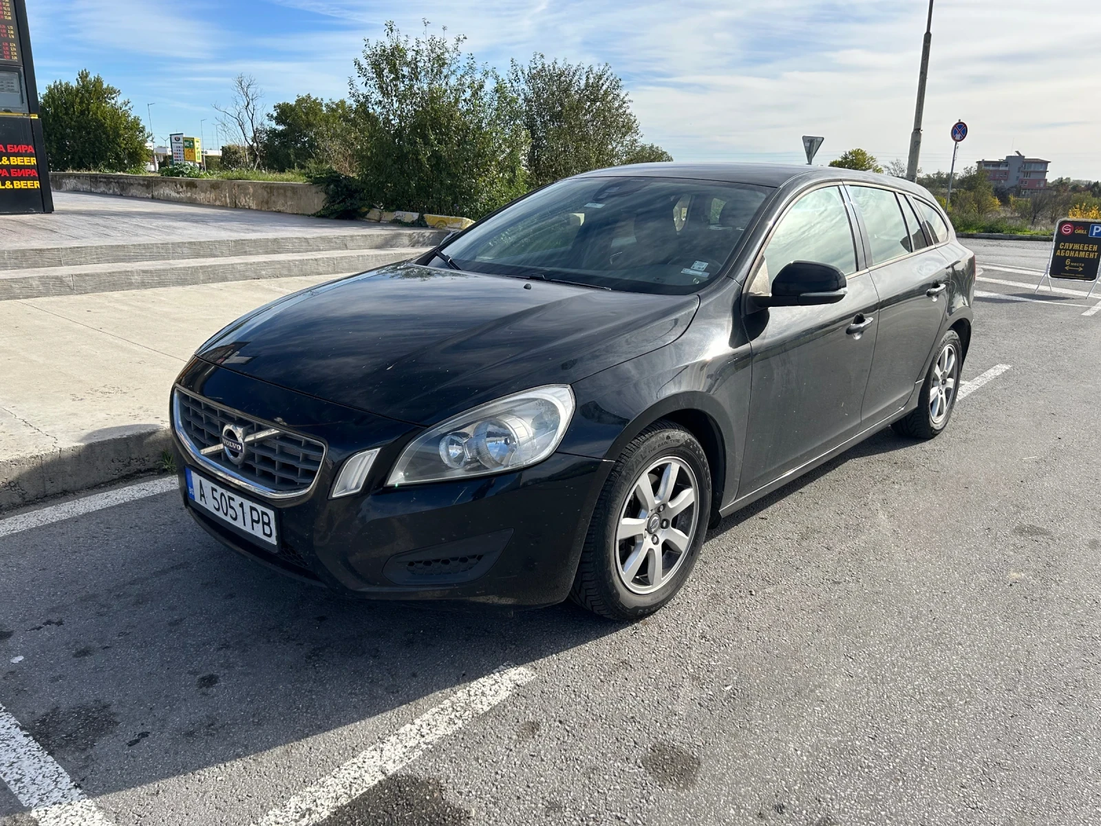 Volvo V60 D2 - изображение 2