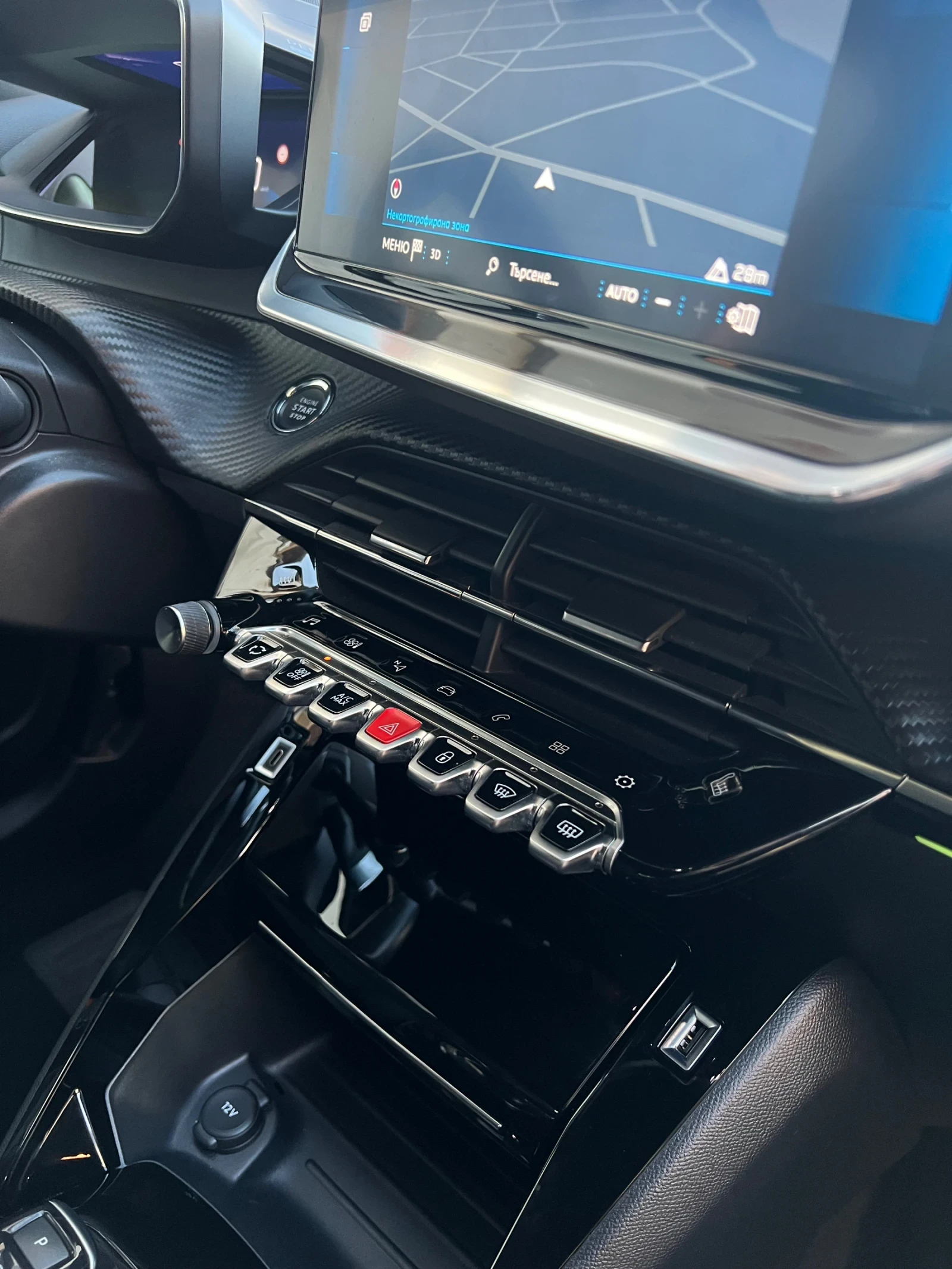 Peugeot 2008 1.2 PureTech 155hp  - изображение 10