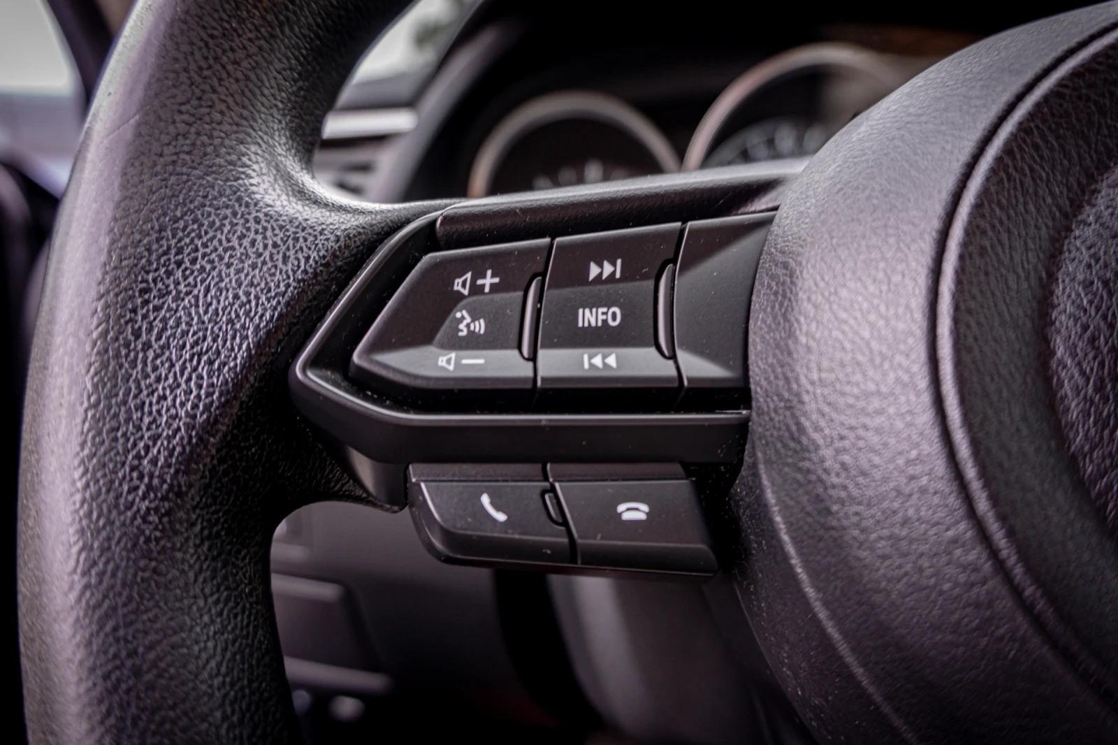 Mazda 6 2.2D Facelift |   | Mobile.bg   10