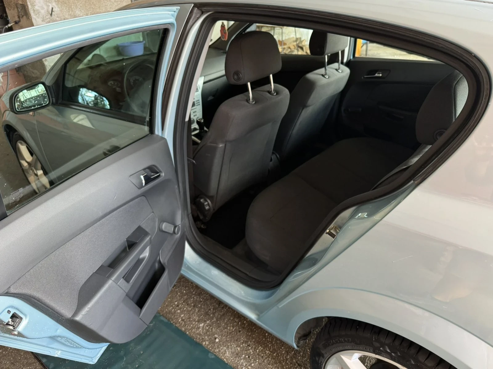 Opel Astra 1.4 - изображение 7