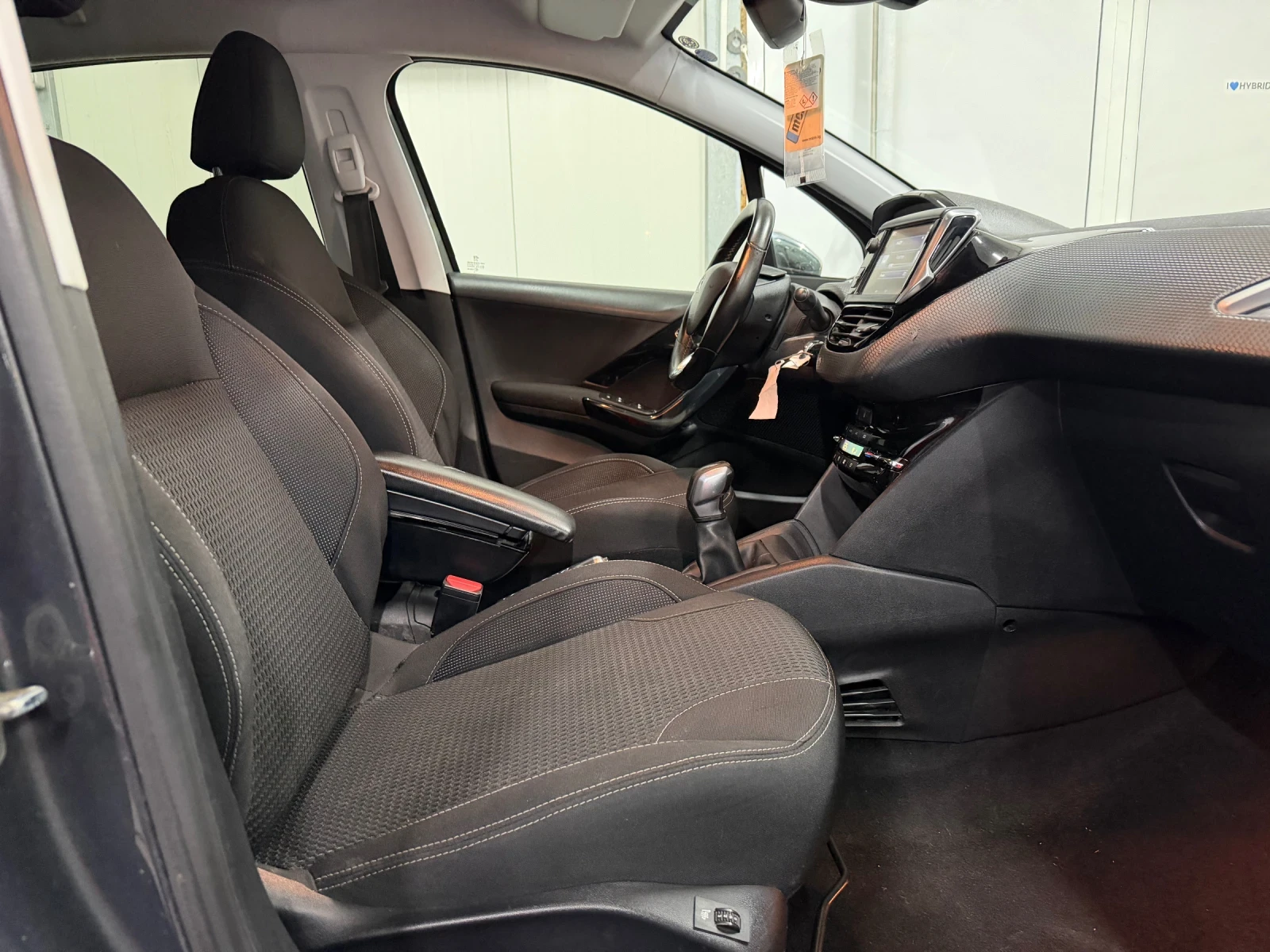 Peugeot 208 1.6d/100hp/NAVI/CAMERA/EVRO6/ | Mobile.bg � ����������� 11