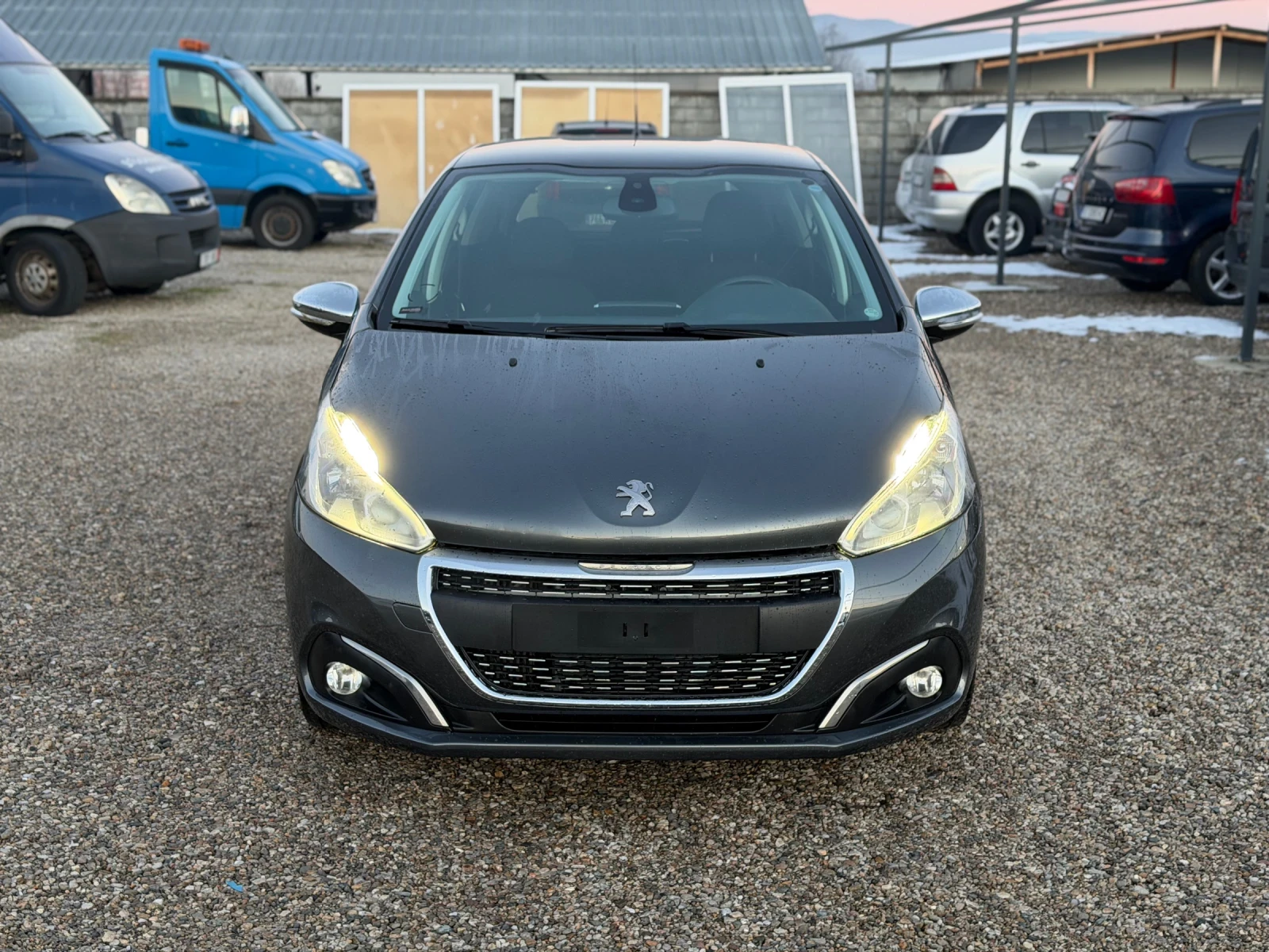 Peugeot 208 1.6d/100hp/NAVI/CAMERA/EVRO6/ - изображение 2