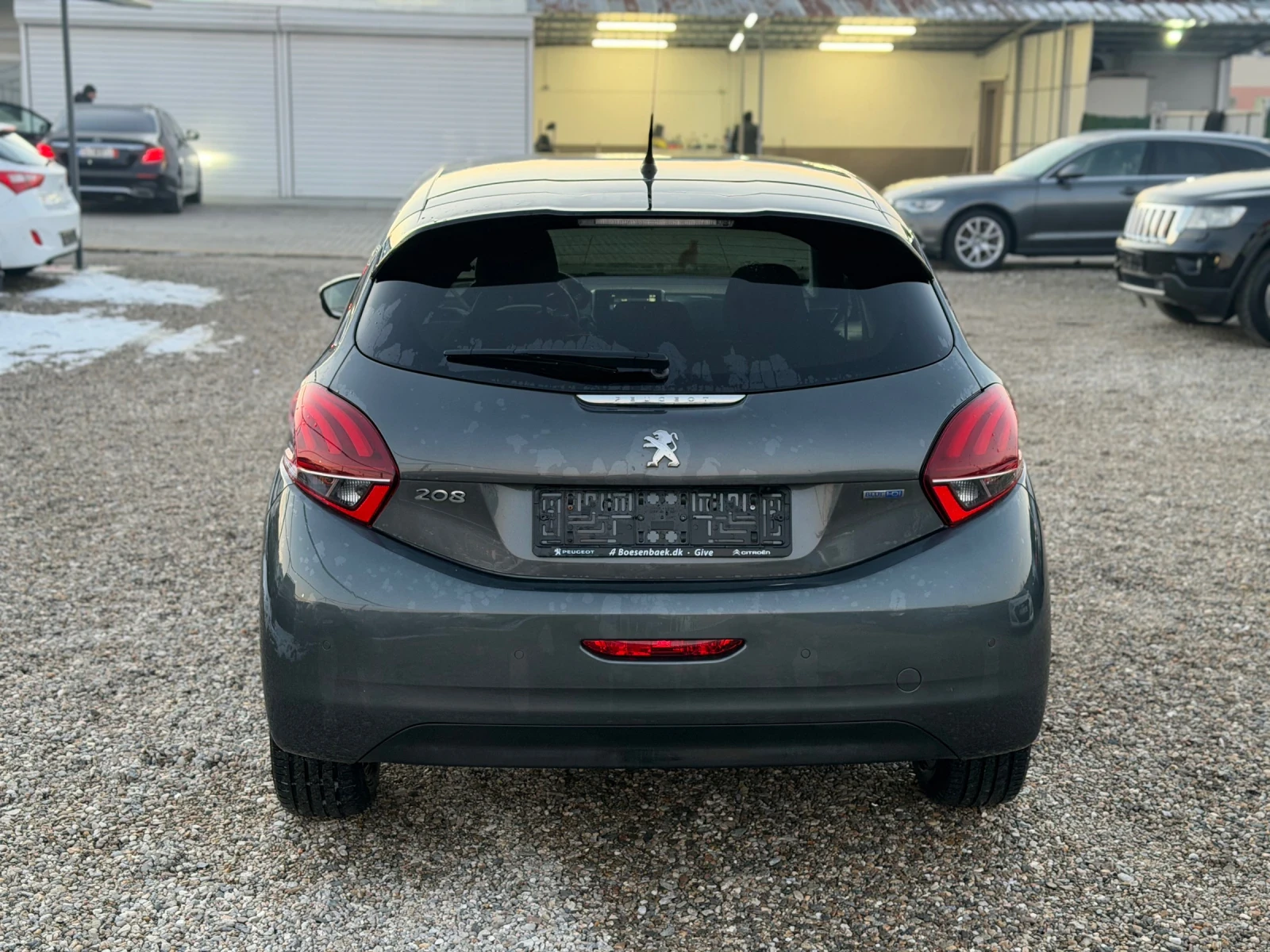 Peugeot 208 1.6d/100hp/NAVI/CAMERA/EVRO6/ - изображение 5