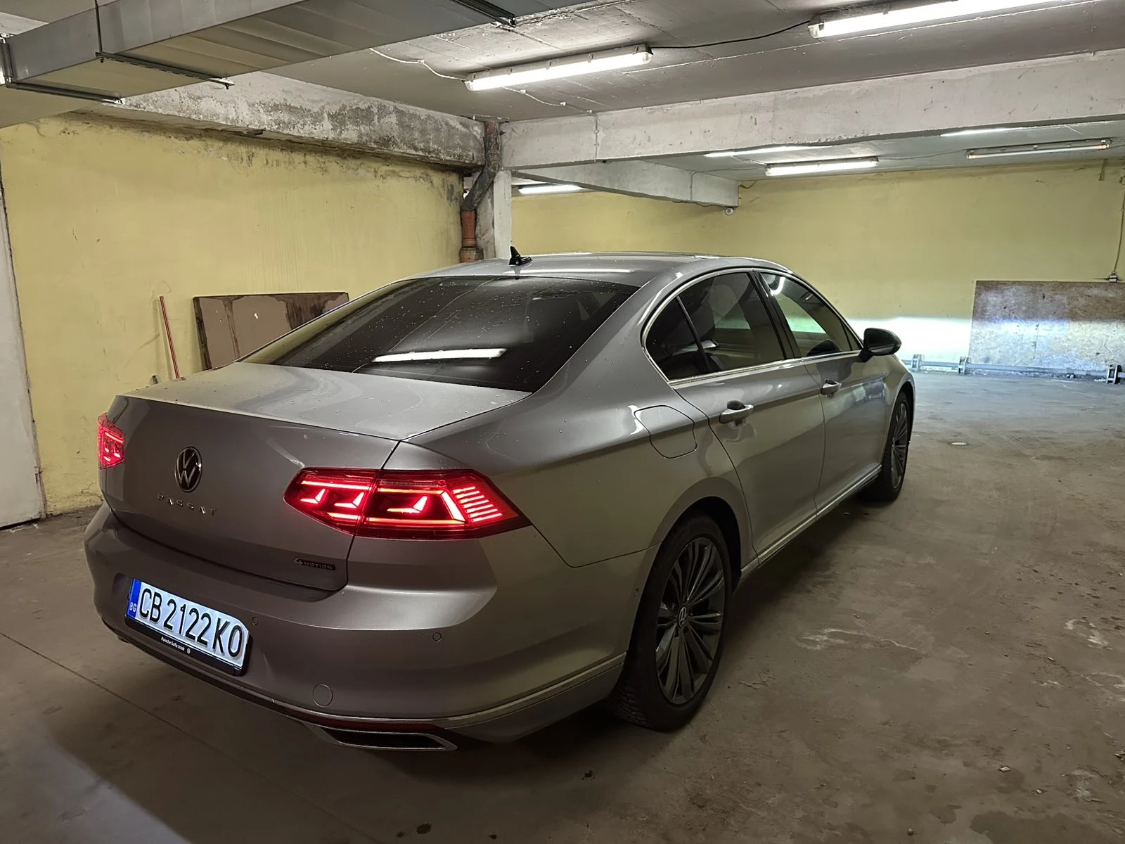 VW Passat 2.0TSI ГАРАНЦИОНЕН - изображение 3