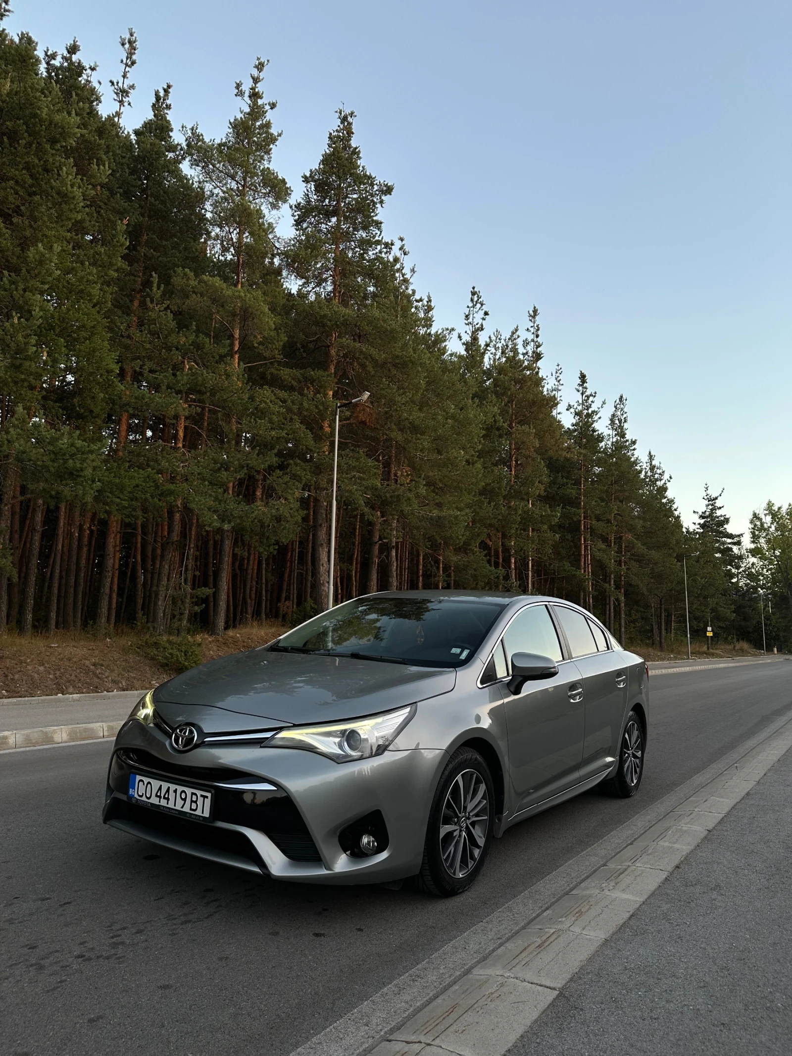 Toyota Avensis  - изображение 3