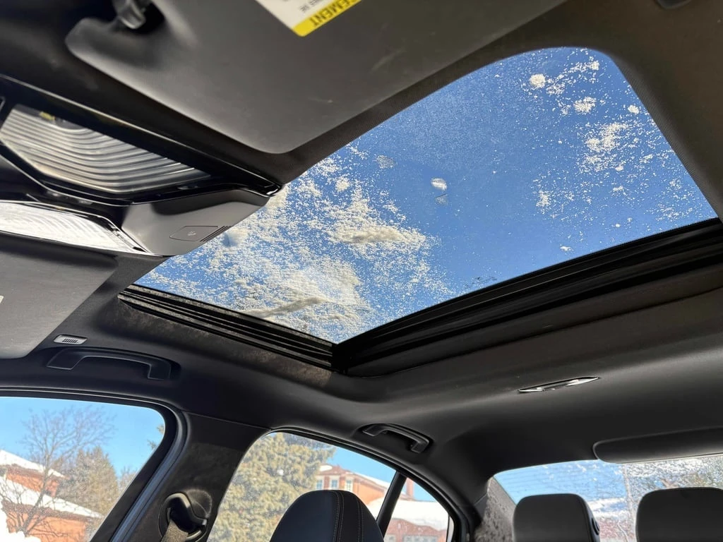 BMW 330 i xDrive * M-PACK * �������* �������*  | Mobile.bg � ����������� 15