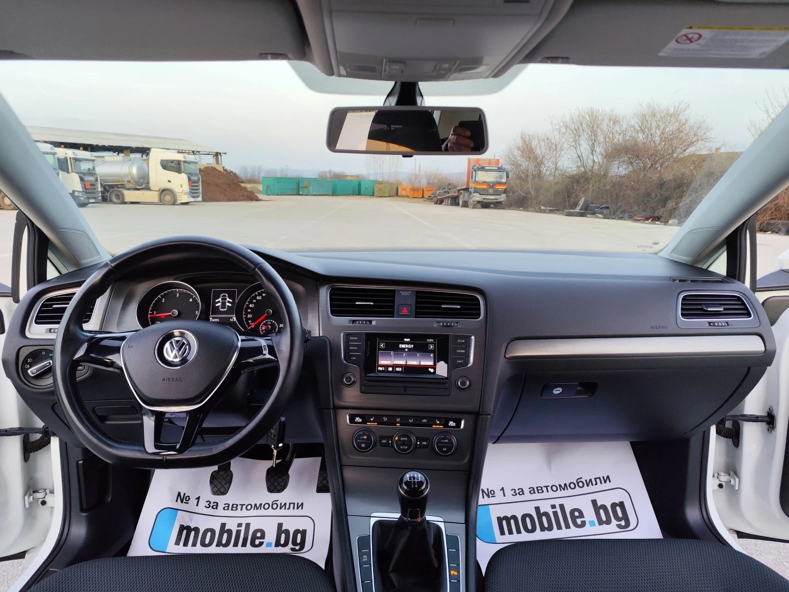 VW Golf 1.6TDI-EURO5B-ПОДГРЯВАНЕ-СЕРВИЗНА КНИЖКА , снимка 12 - Автомобили и джипове - 53908239