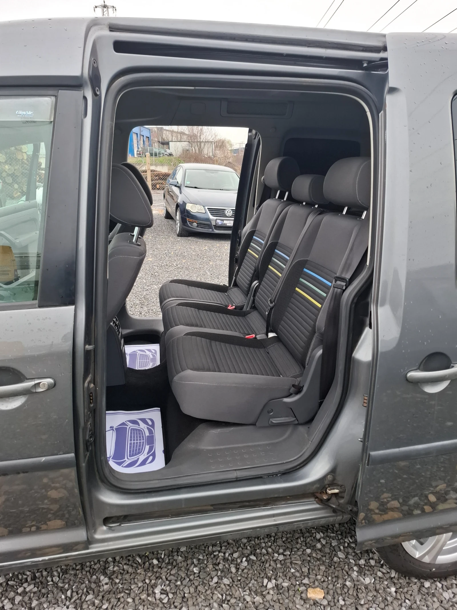 VW Caddy, снимка 8 - Автомобили и джипове - 53964770