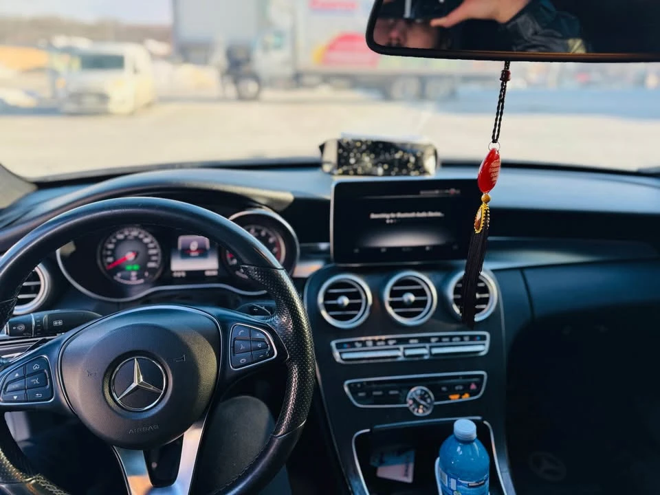 Mercedes-Benz C 300 * PANO* KEYLESS* �������*  | Mobile.bg � ����������� 9