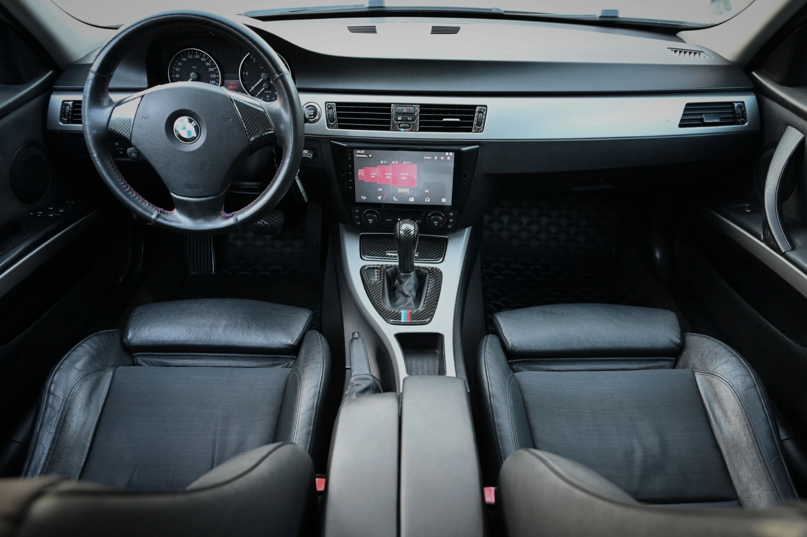 BMW 320 М47/ M-PACK / АВТОМАТИК !!!, снимка 10 - Автомобили и джипове - 54340076