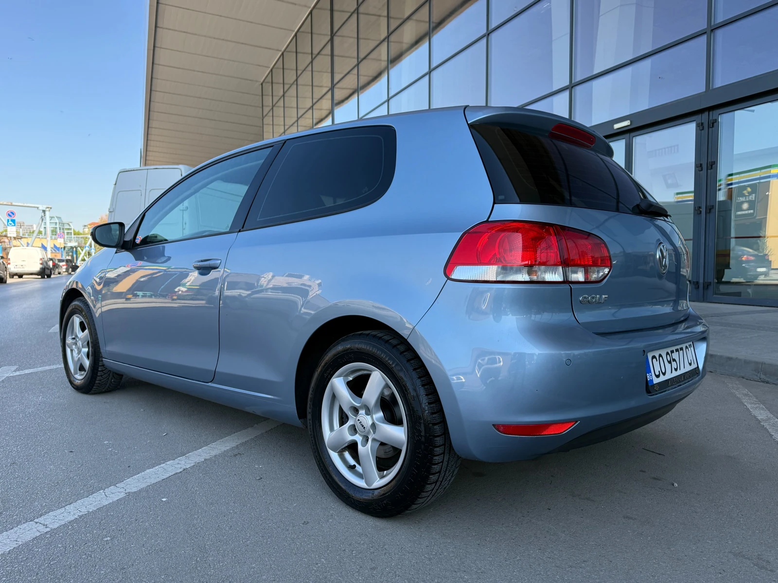 VW Golf 6 1.4i 80к.с. Навигация, снимка 3 - Автомобили и джипове - 54426891