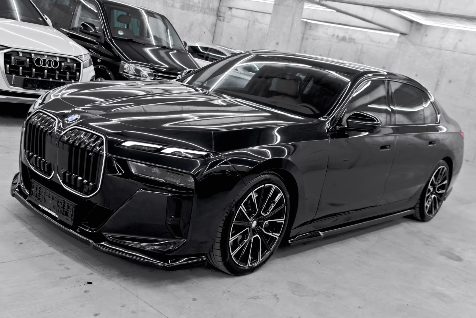 BMW 740  M Performance, снимка 2 - Автомобили и джипове - 54519188