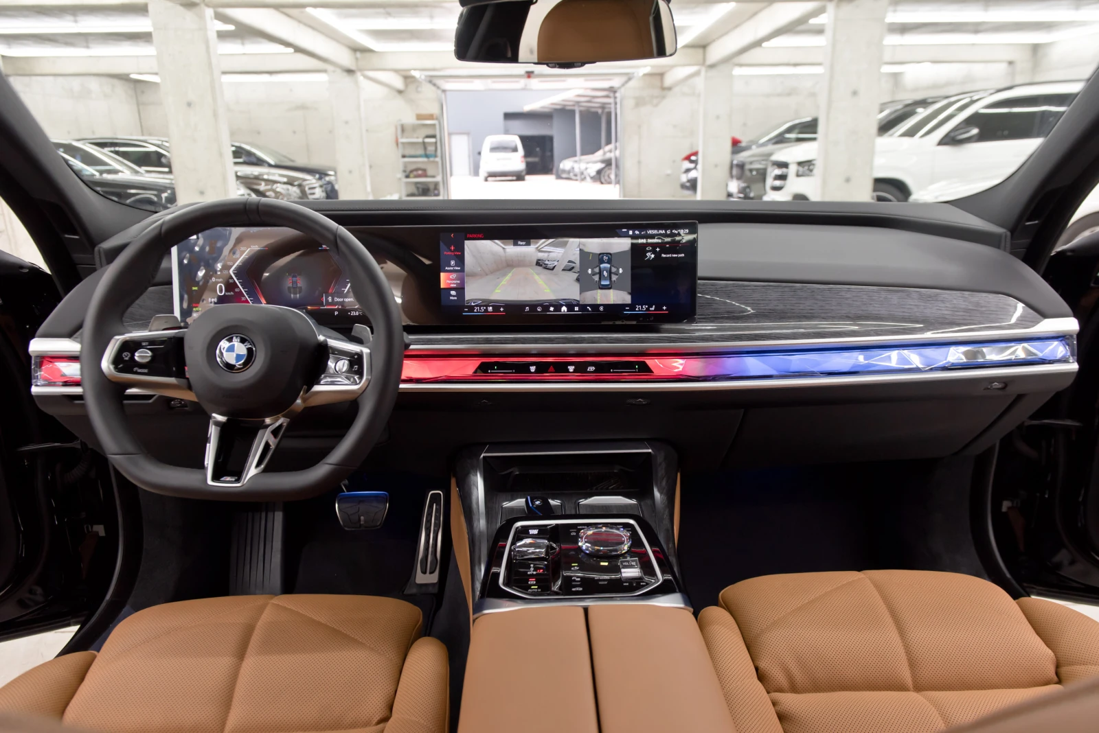 BMW 740  M Performance, снимка 10 - Автомобили и джипове - 54519188