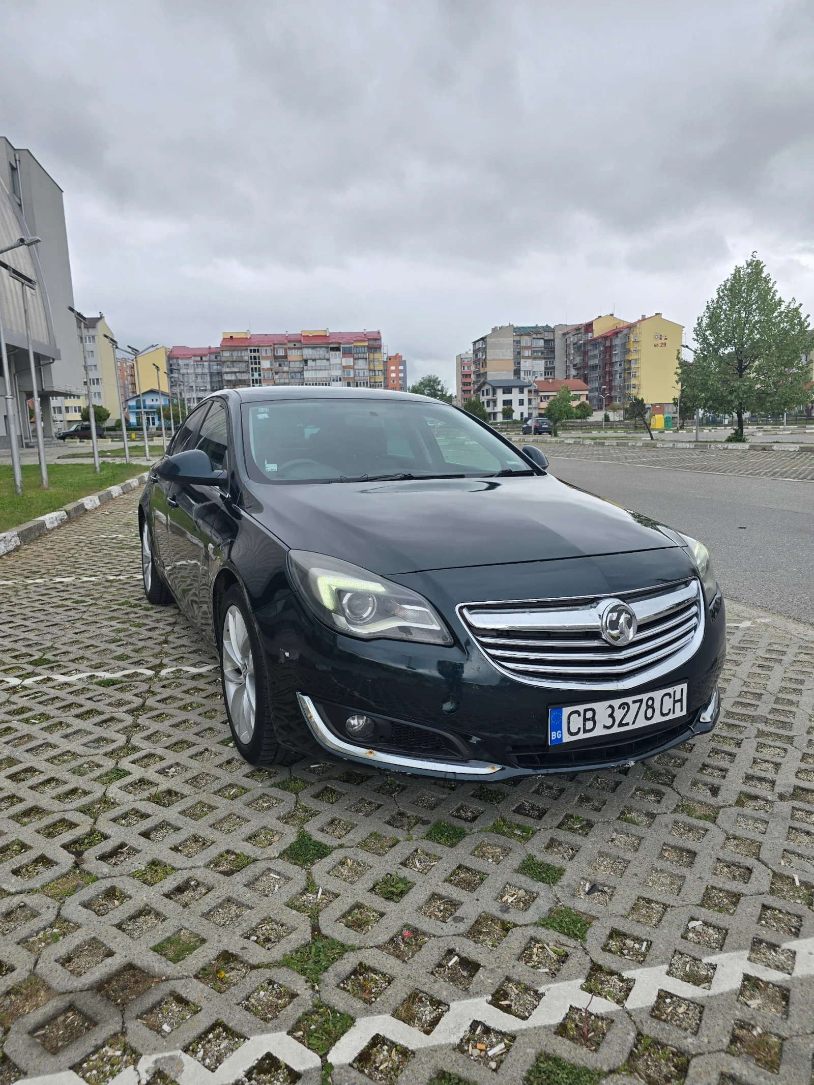 Opel Insignia 1.8 sri