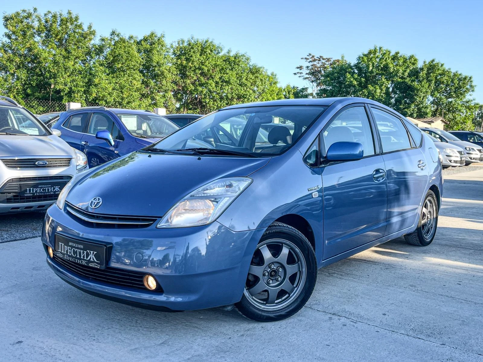 Toyota Prius 1.5i -HYBRID