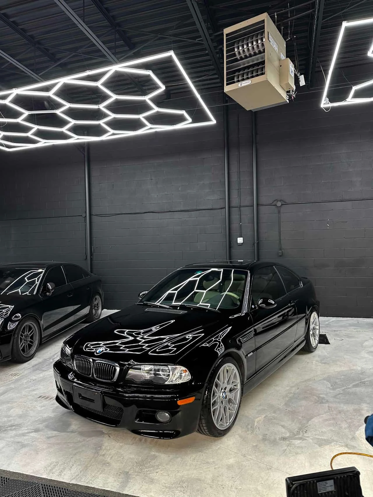 BMW M3 * MANUAL* АВТОКРЕДИТ БЕЗ ПЪРВОНАЧАЛНА ВНОСКА* , снимка 17 - Автомобили и джипове - 54790474