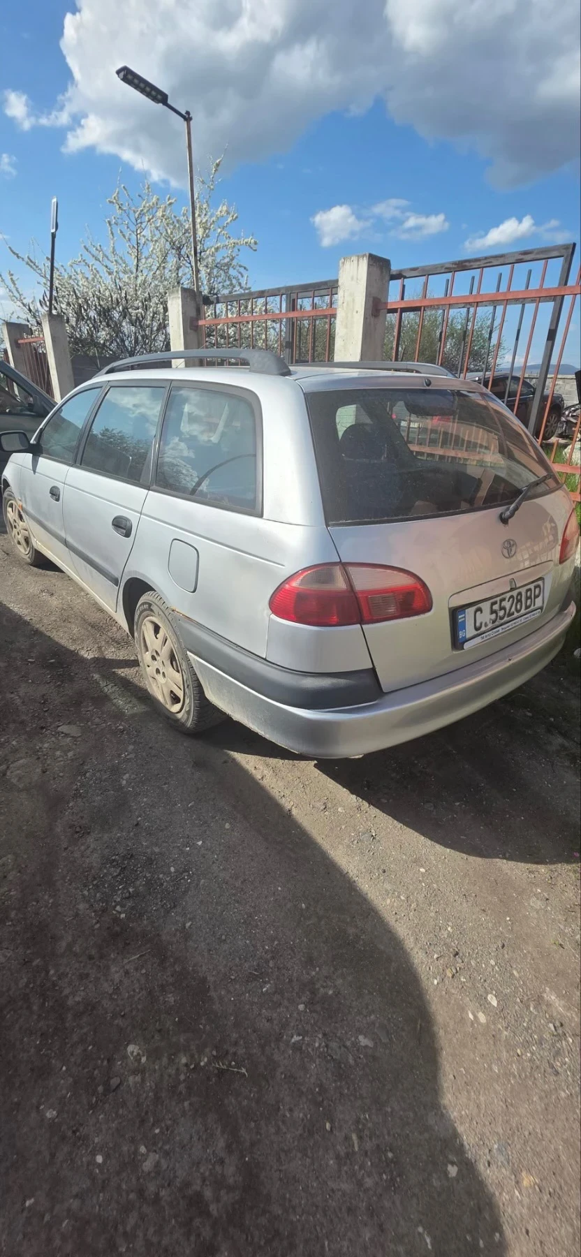 Toyota Avensis, снимка 2 - Автомобили и джипове - 54873472