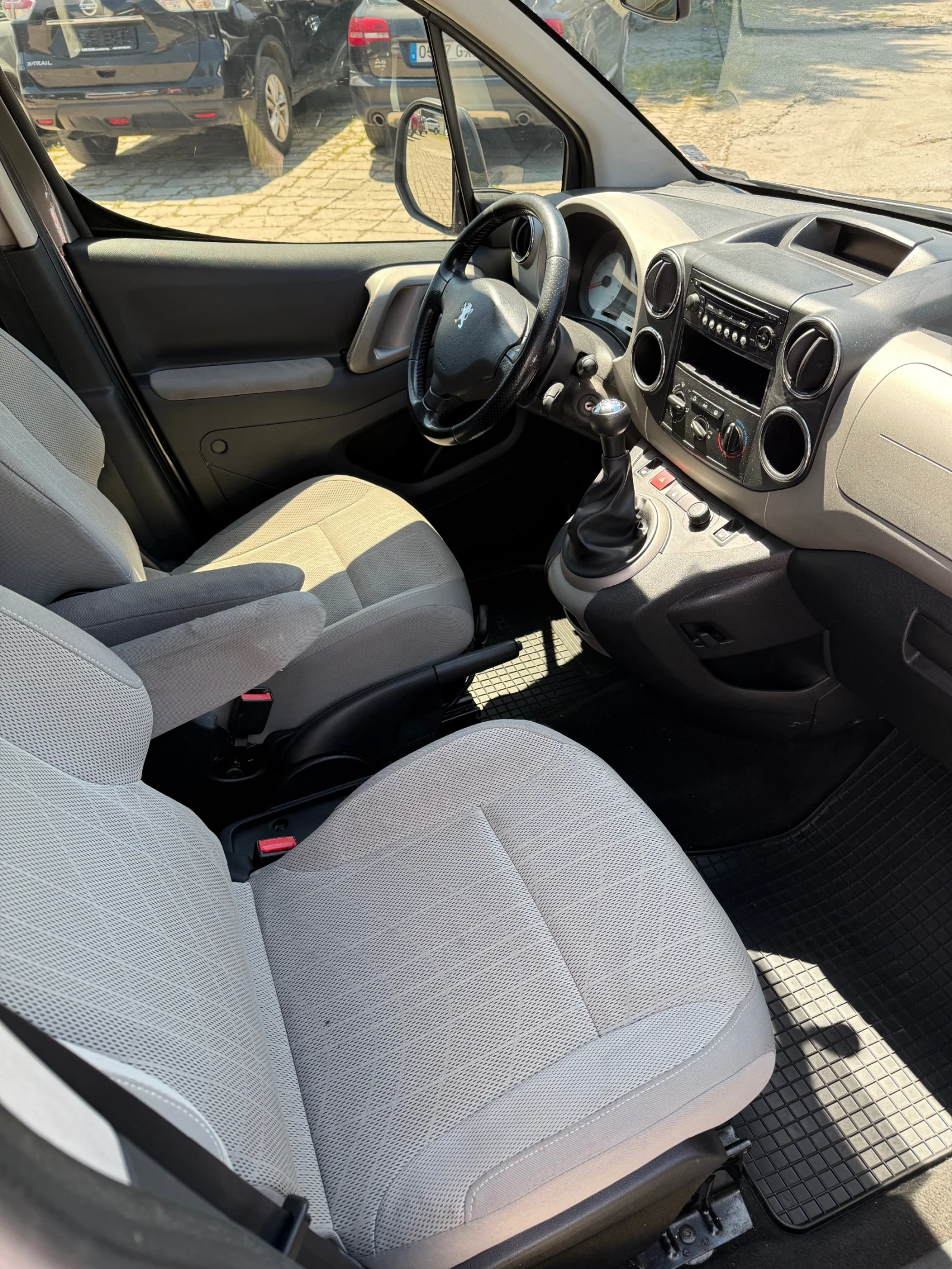 Peugeot Partner Tepe 1.6 HDI, снимка 6 - Автомобили и джипове - 54894759