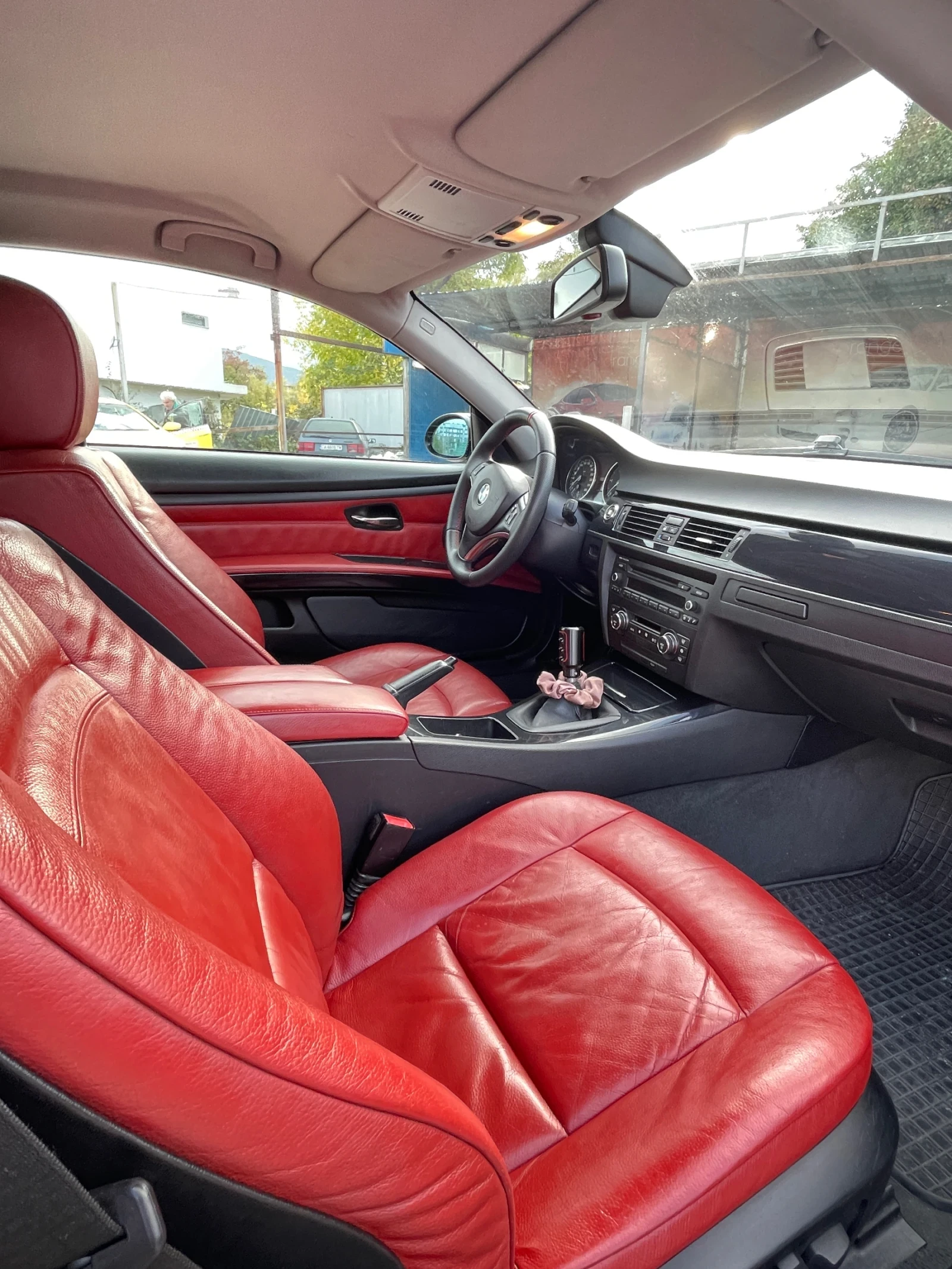 BMW 320 СПЕШНО С ПРОБЛЕМ , снимка 3 - Автомобили и джипове - 55321684