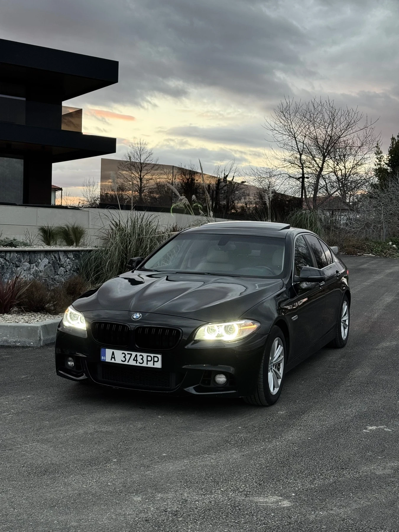 BMW 528, снимка 8 - Автомобили и джипове - 55506018
