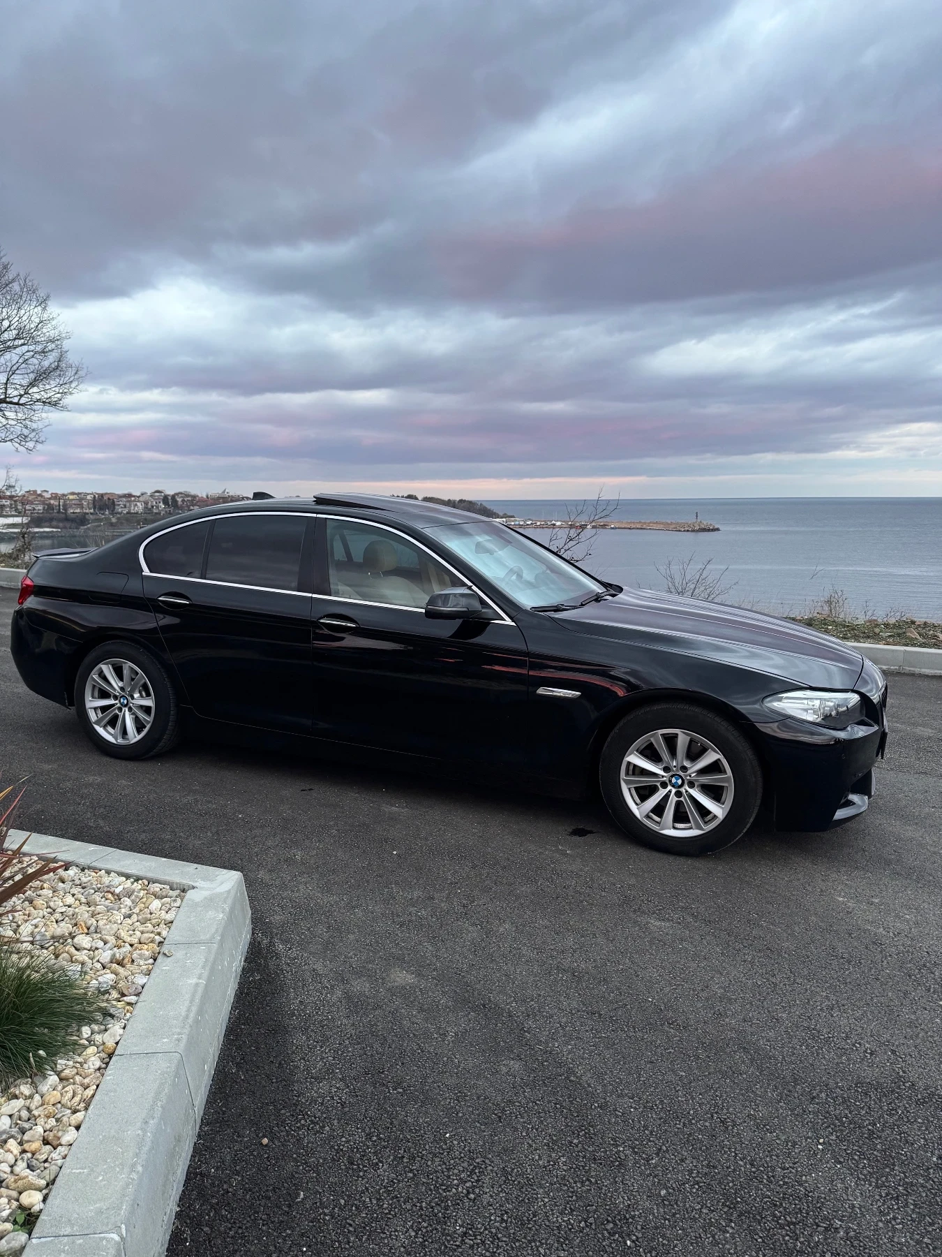 BMW 528, снимка 4 - Автомобили и джипове - 55506018
