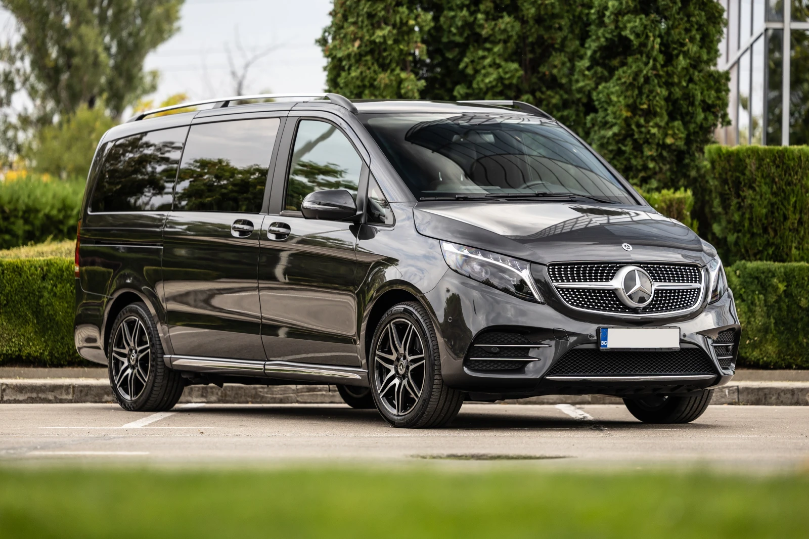 Mercedes-Benz V 300 AMG/4 MATIC / BURMESTER\9G TRONIC