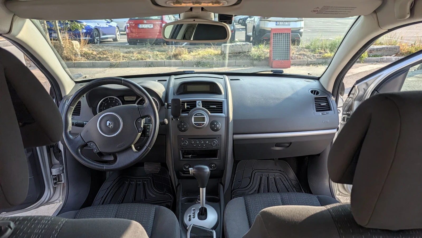 Renault Megane Megane II Phase II 1.6 16V 112 к.с. Automatic, LPG, снимка 9 - Автомобили и джипове - 56191583