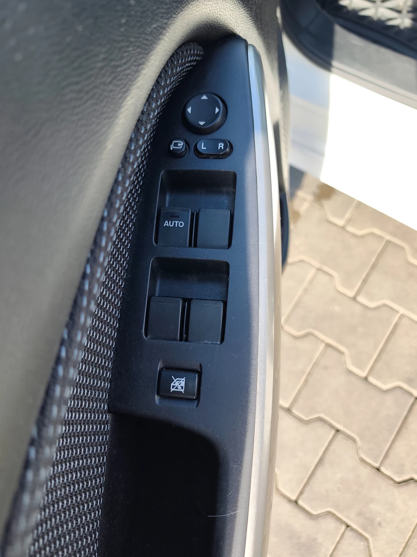 Mazda 2, снимка 9 - Автомобили и джипове - 56306345