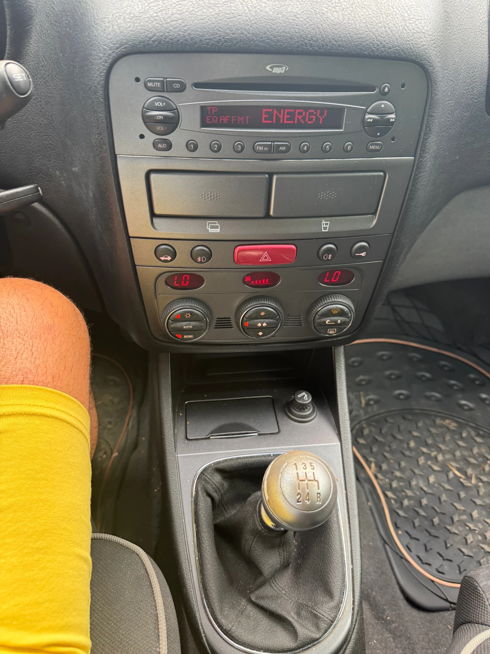 Alfa Romeo 147, снимка 14 - Автомобили и джипове - 56584963