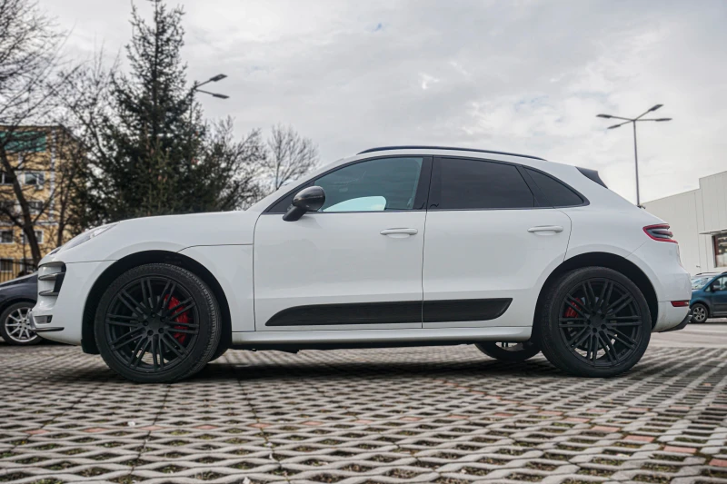 Porsche Macan TURBO, снимка 3 - Автомобили и джипове - 48840864