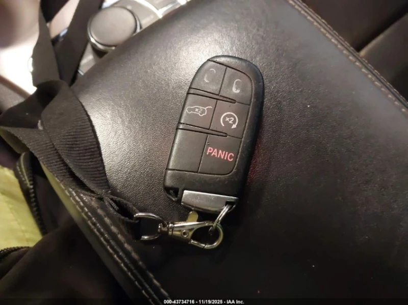 Jeep Grand cherokee 3.6L V-6 DOHC, VVT, 290HP 4X4 Drive, снимка 3 - Автомобили и джипове - 53100818