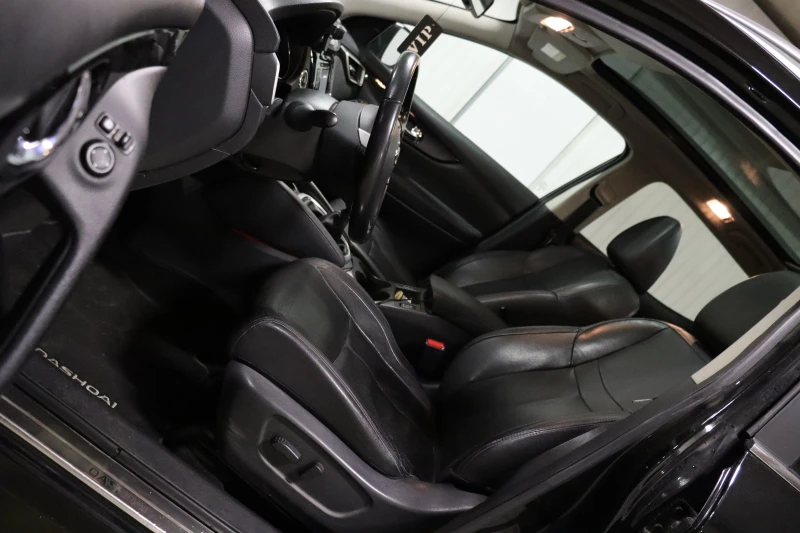 Nissan Qashqai Ultimate 1.5 dCi, снимка 8 - Автомобили и джипове - 53479746