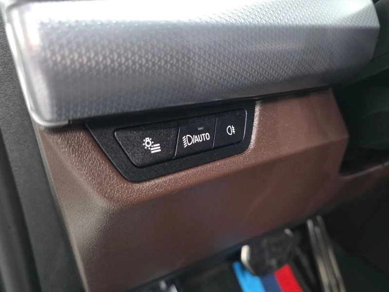 BMW X1 X1 Sdrive 20I M Sports, снимка 13 - Автомобили и джипове - 55663527