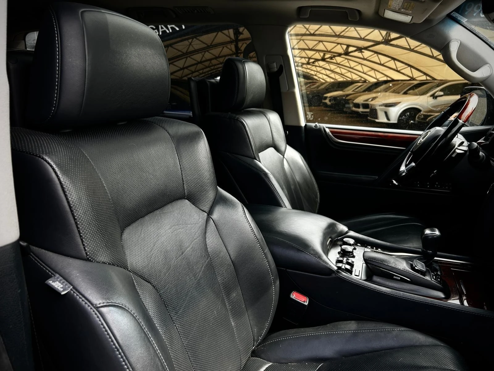 Lexus LX 570 Executive Package* Mark Levinson* Пано* HUD* TV - изображение 6