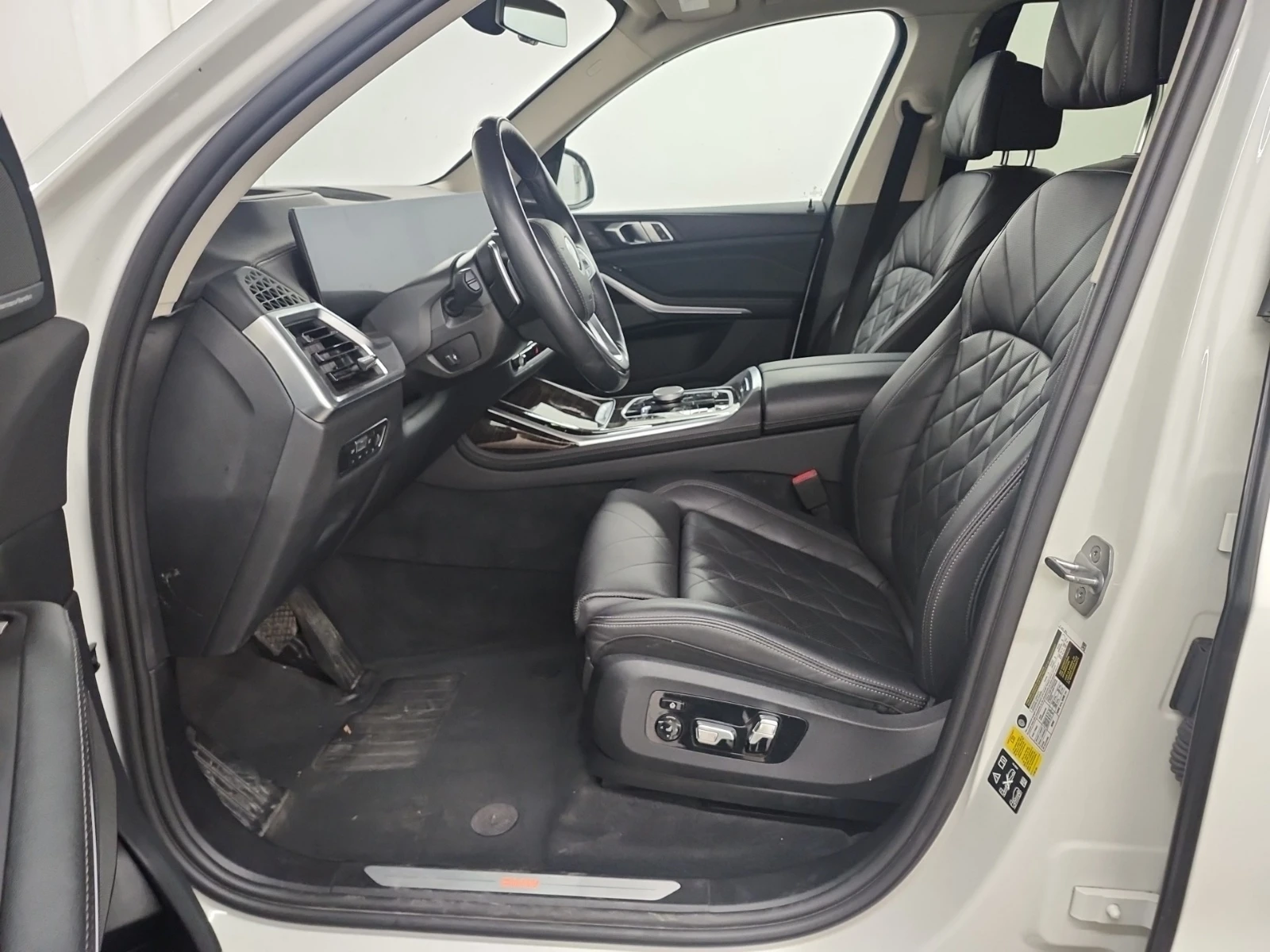 BMW X7 * 40i* CARFAX *    | Mobile.bg   7