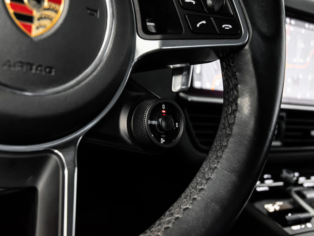 Porsche Cayenne Coupe S - изображение 9