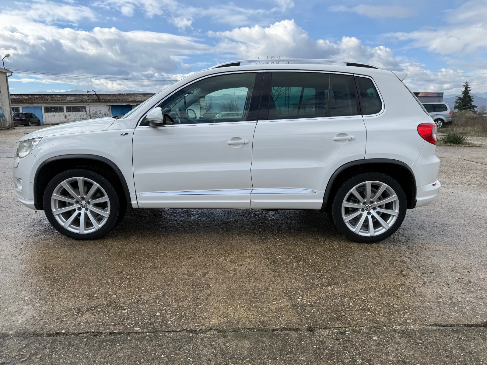 VW Tiguan 3xRline Automat 7DSG 2.0 140кс - изображение 3