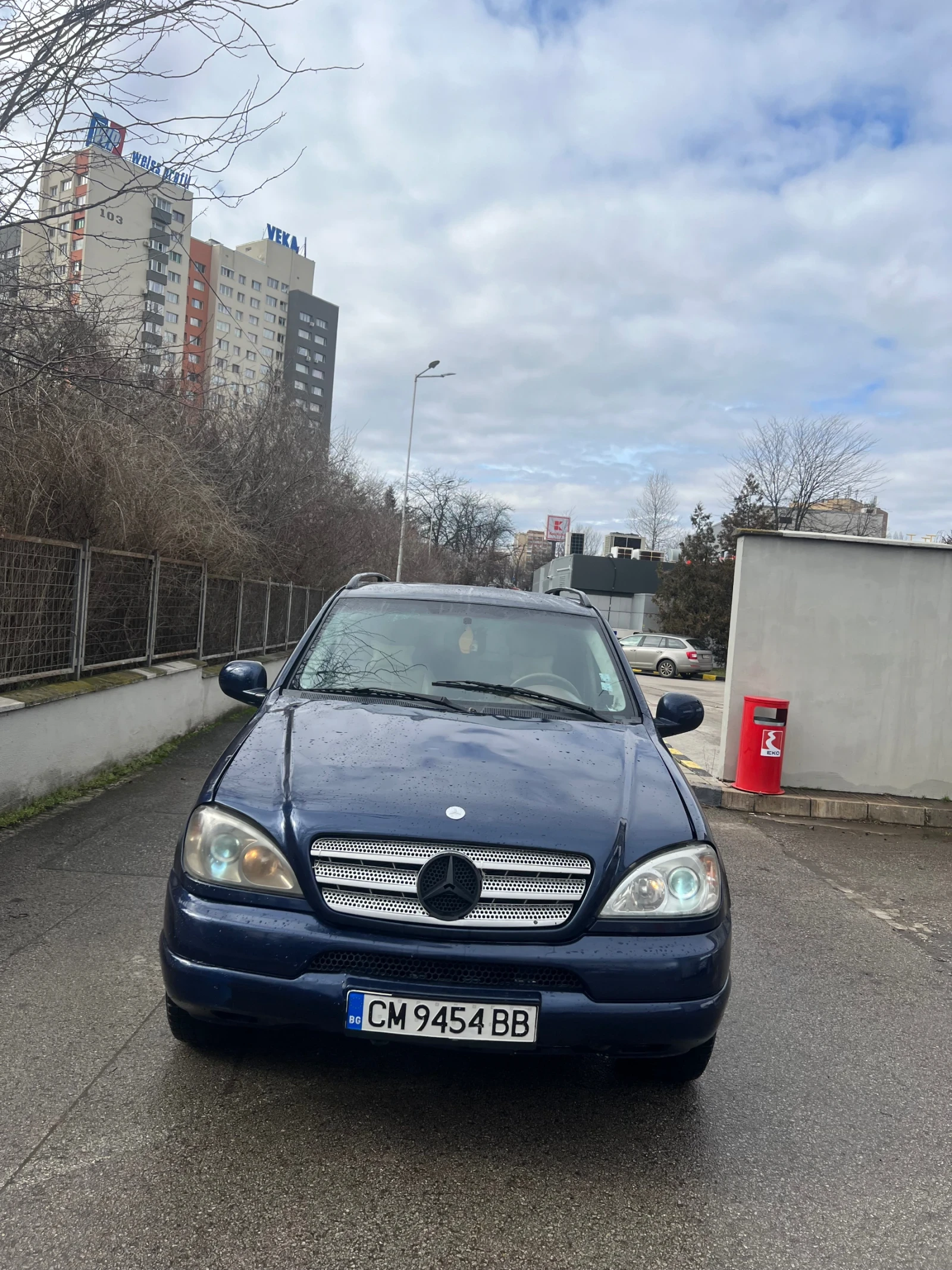 Mercedes-Benz ML 320 Газов инжекцион, снимка 3 - Автомобили и джипове - 53727274