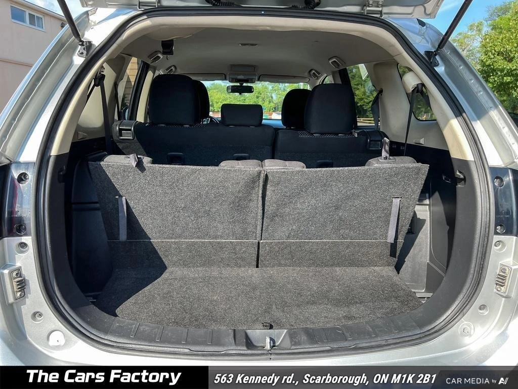 Mitsubishi Outlander, снимка 9 - Автомобили и джипове - 54218136