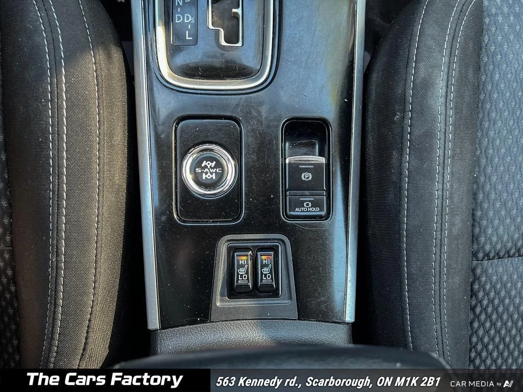 Mitsubishi Outlander, снимка 8 - Автомобили и джипове - 54218136