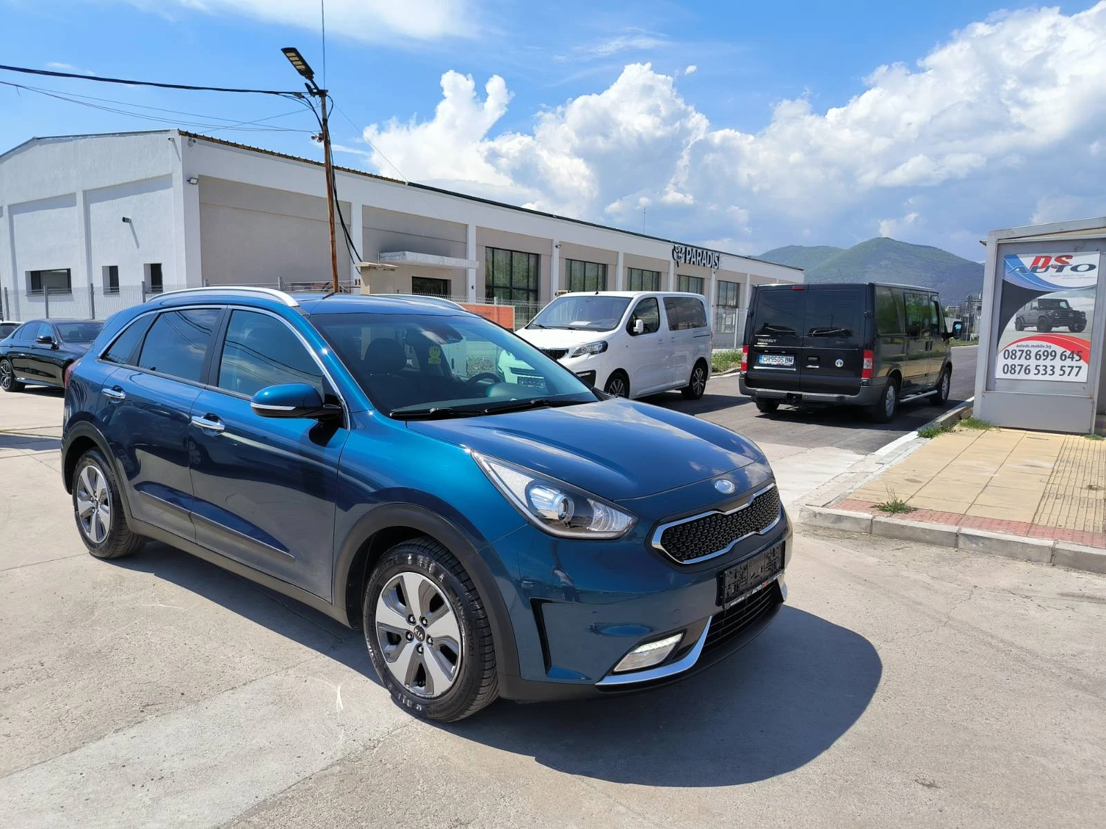 Kia Niro 1.6i-Navi-Euro-6D-Kamera, снимка 3 - Автомобили и джипове - 54564314